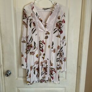 Wonderly dress with velvet & lace, floral detail (midi w/bohemian style) Large